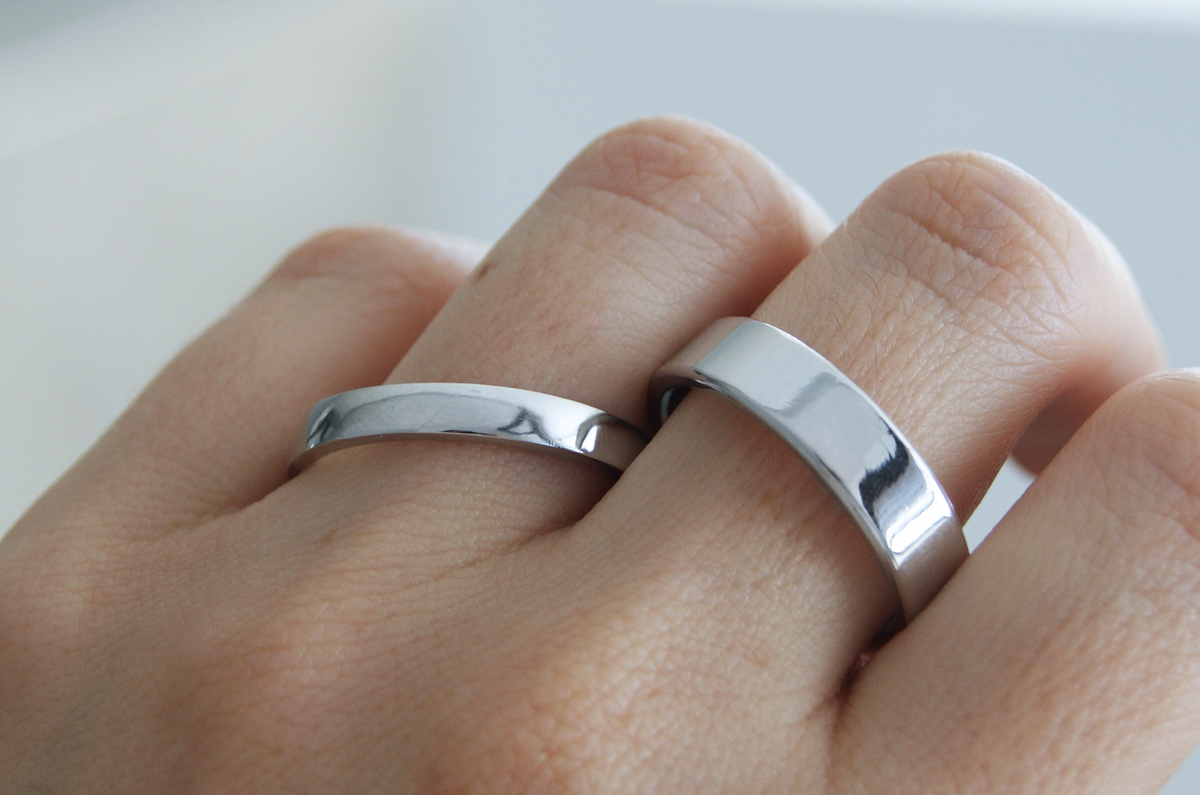 Argollas de matrimonio Cash | Par clásico plano con interior comfort fit, a tu talla